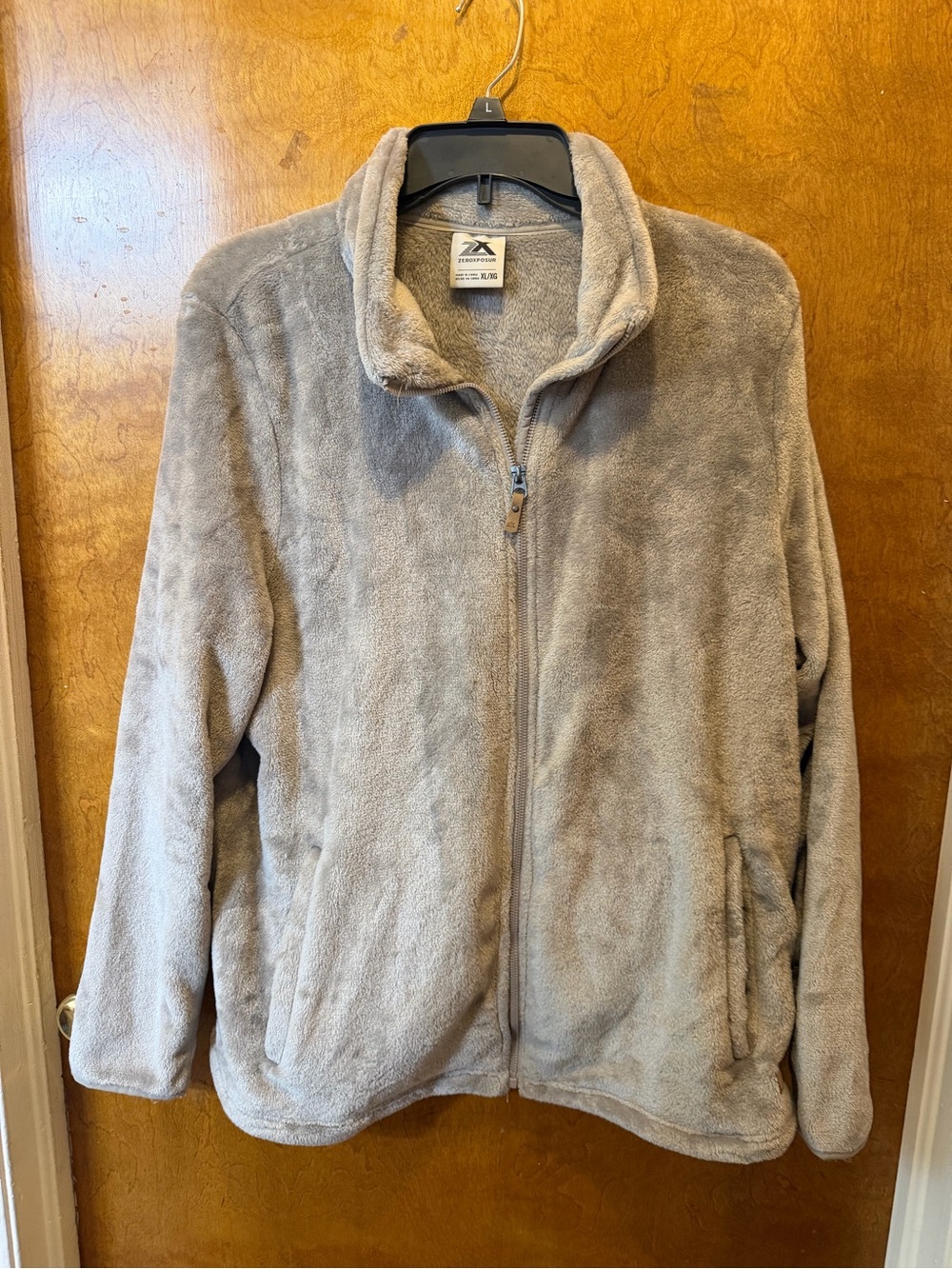 Zeroxposur grey women’s soft fur fleece full zip jacket with pockets size XL